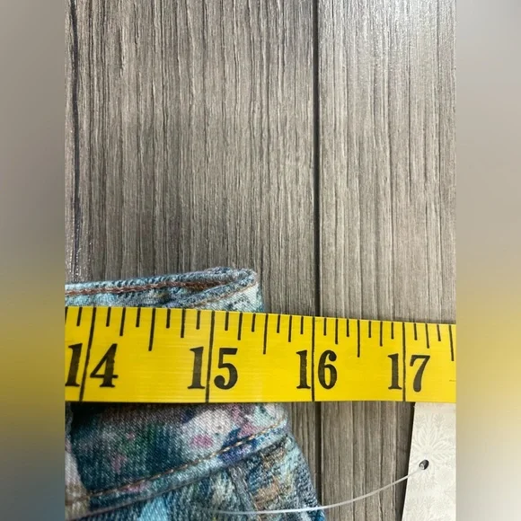 Free People Tennessee Low Rise Illusion Jeans Floral Canvas Paint Splatter Sz 28 - Picture 9 of 11